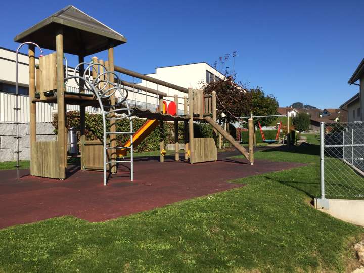 Spielplatz Schulhaus St. Gallenkappel