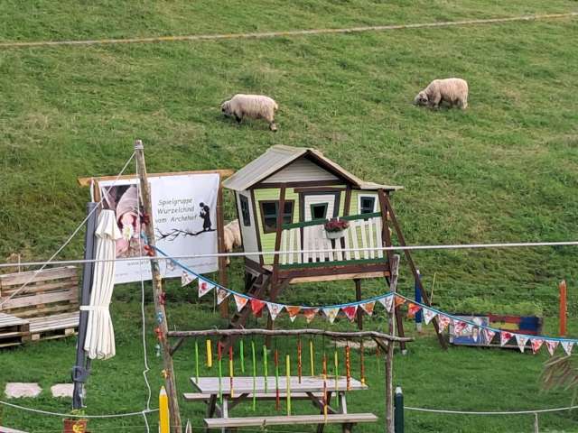 Spielgruppe Wurzelchind vom Archehof